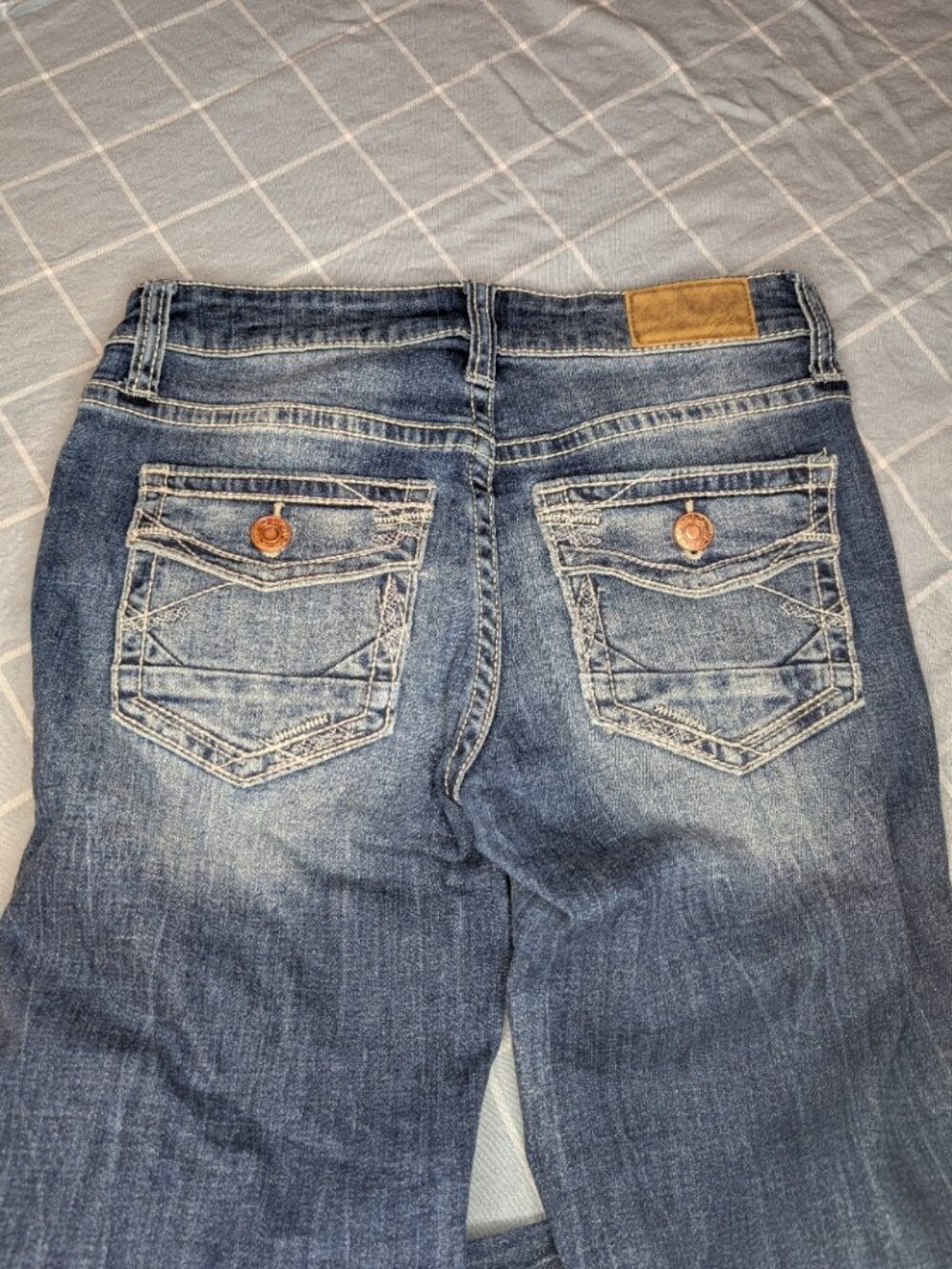 Daytrip Jeans from Buckle - Picture 2 of 4